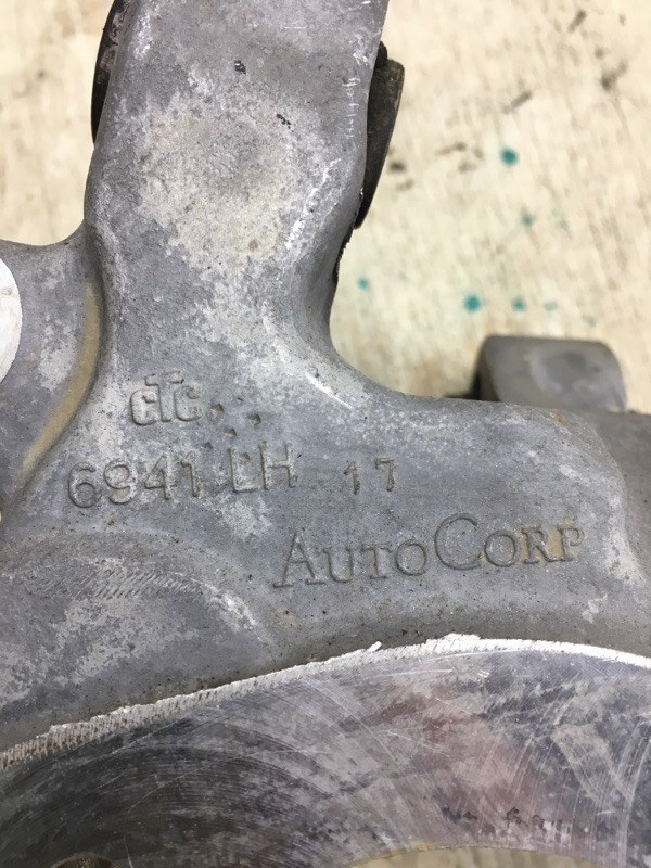 Цапфа задняя левая ALTIMA L33 12-18 2015 L33 2.5 QR25DE