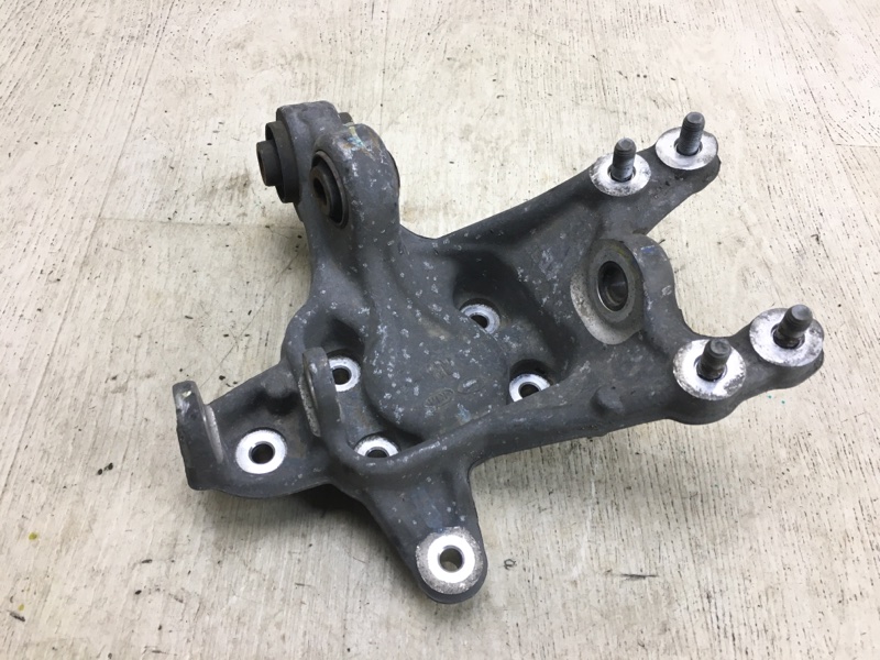 Цапфа задняя правая SONATA YF 10-14 2011 YF 2.4 G4KJ Цапфа задняя правая SONATA YF 10-14 2011 YF 2.4 G4KJ