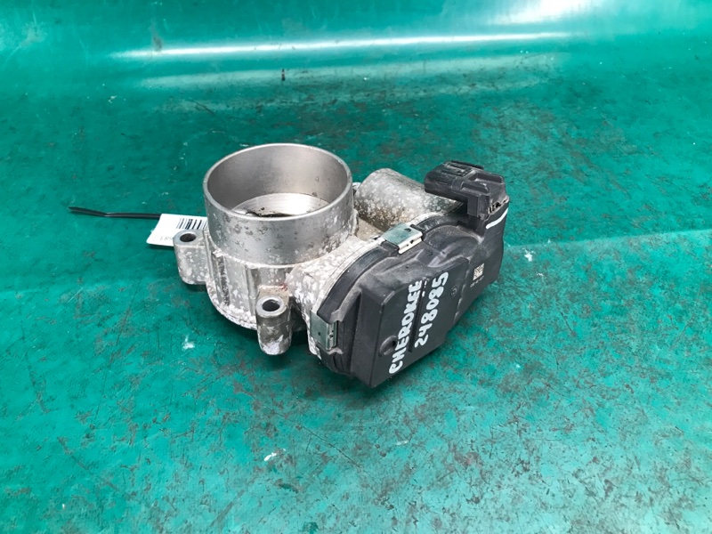 Запчасть дроссельная заслонка JEEP CHEROKEE 14- 2017 Внедорожник 2.4 4891970AB Б/У Дроссельная заслонка JEEP CHEROKEE 14- 2017 Внедорожник 2.4 4891970AB Б/У