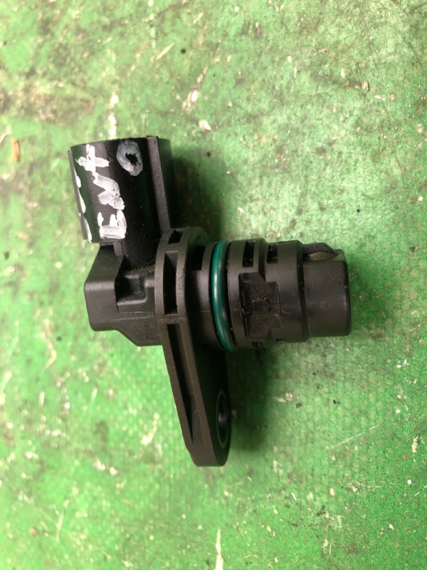 Датчик положения распредвала KIA SORENTO XM 09-14 2012 XM 2.4 G4KJ 39350-25010 Б/У