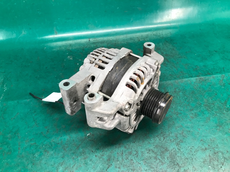 Запчасть генератор JEEP CHEROKEE 14- 2017 Внедорожник 2.4 56029624AB Б/У Генератор JEEP CHEROKEE 14- 2017 Внедорожник 2.4 56029624AB Б/У