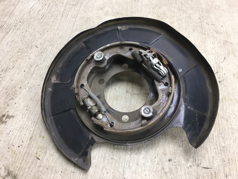 Тормозной механизм задний левый NISSAN ALTIMA L33 12-18 L33 2.5 QR25DE