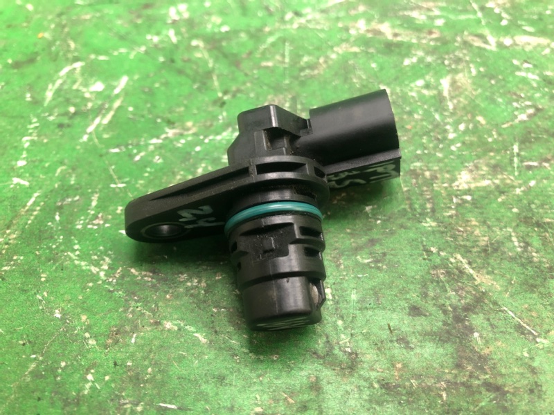 Датчик положения распредвала KIA OPTIMA TF 11-16 2013 TF 2.4 G4KJ 39350-25010 Б/У