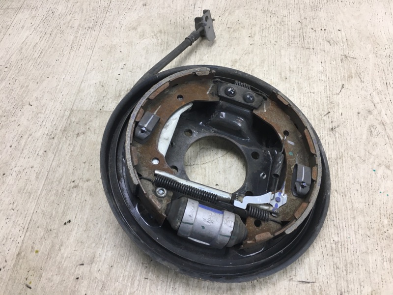 Тормозной механизм задний левый ELANTRA AD 16- 2016 AD 2.0 G4NH