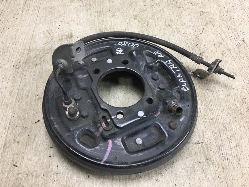 Тормозной механизм задний правый HYUNDAI ELANTRA AD 16- 2016 AD 2.0 G4NH 58360-F3000 Б/У