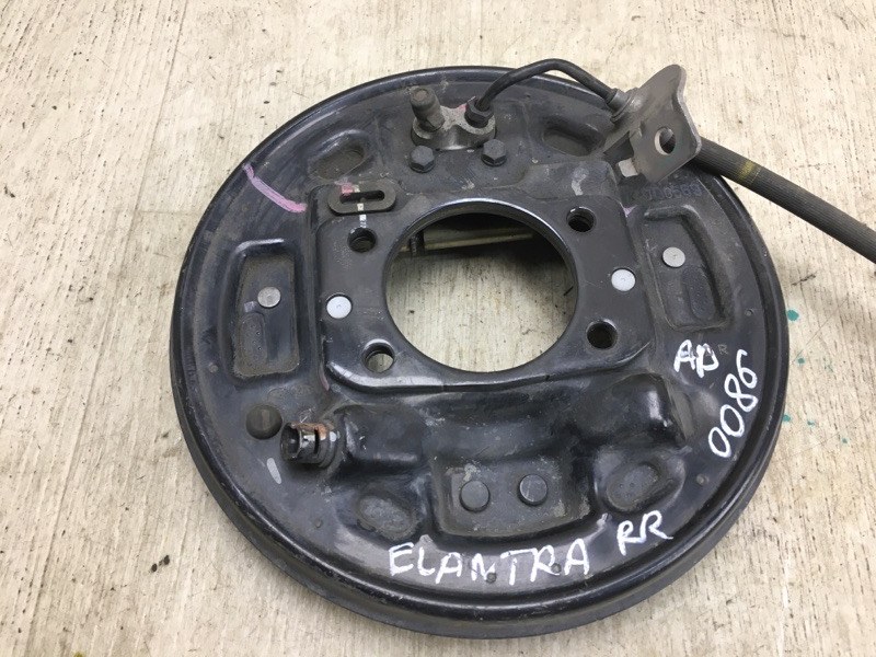 Тормозной механизм задний правый ELANTRA AD 16- 2016 AD 2.0 G4NH