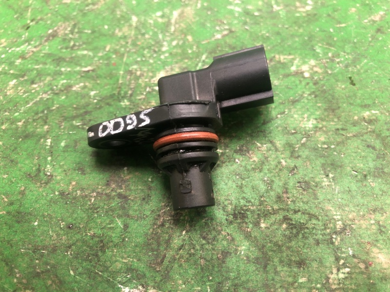 Датчик положения распредвала OPTIMA JF 15-20 2018 JF 2.4 G4KJ Датчик положения распредвала OPTIMA JF 15-20 2018 JF 2.4 G4KJ