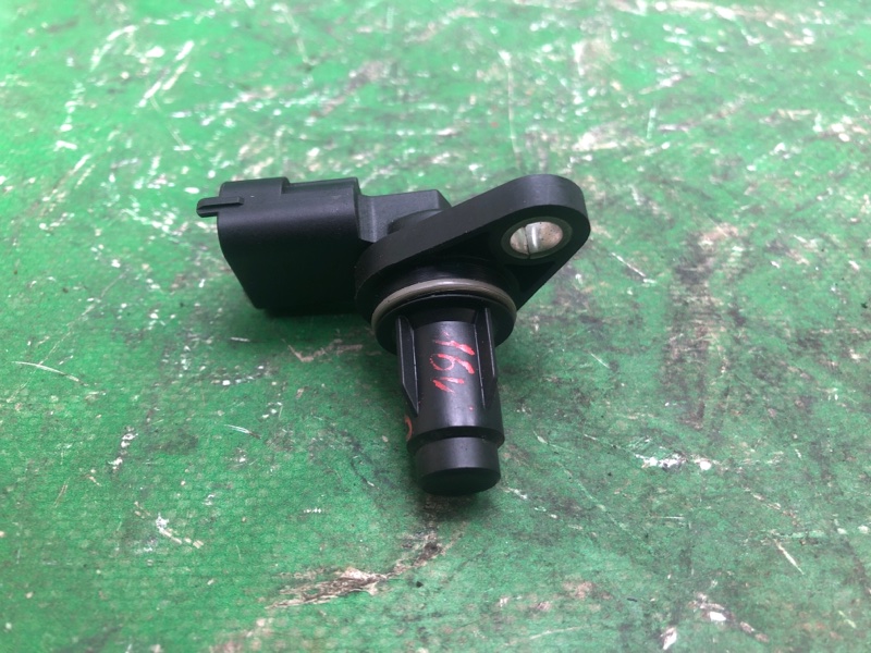 Запчасть датчик положения распредвала KIA RIO UB 2011-2017 2012 UB 1.6 G4FD 39350-2B030 Б/У Датчик положения распредвала KIA RIO UB 2011-2017 2012 UB 1.6 G4FD 39350-2B030 Б/У
