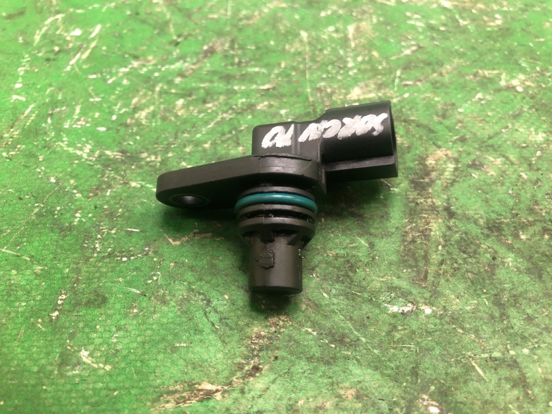 Запчасть датчик положения распредвала KIA SORENTO XM 09-14 2012 XM 2.4 G4KJ 39350-25010 Б/У Датчик положения распредвала KIA SORENTO XM 09-14 2012 XM 2.4 G4KJ 39350-25010 Б/У