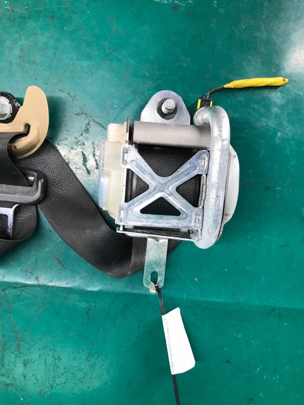 Ремень безопасности правый ELANTRA MD 10-15 2013 Седан 1.8 G4NB