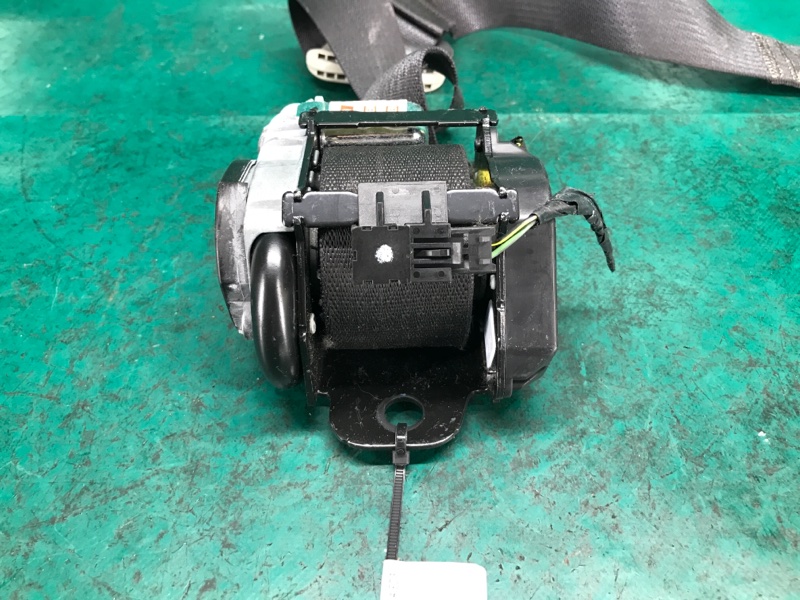 Ремень безопасности передний левый PATRIOT 10-17 2011 Внедорожник 2.4 ED3 Ремень безопасности передний левый PATRIOT 10-17 2011 Внедорожник 2.4 ED3