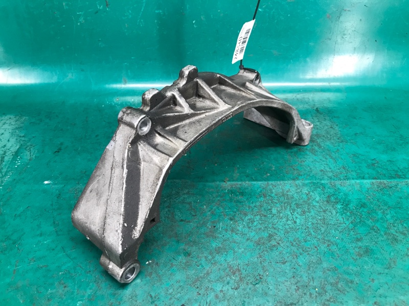 Кронштейн КПП CL 97-03 1998 COUPE 2.3 F23A1