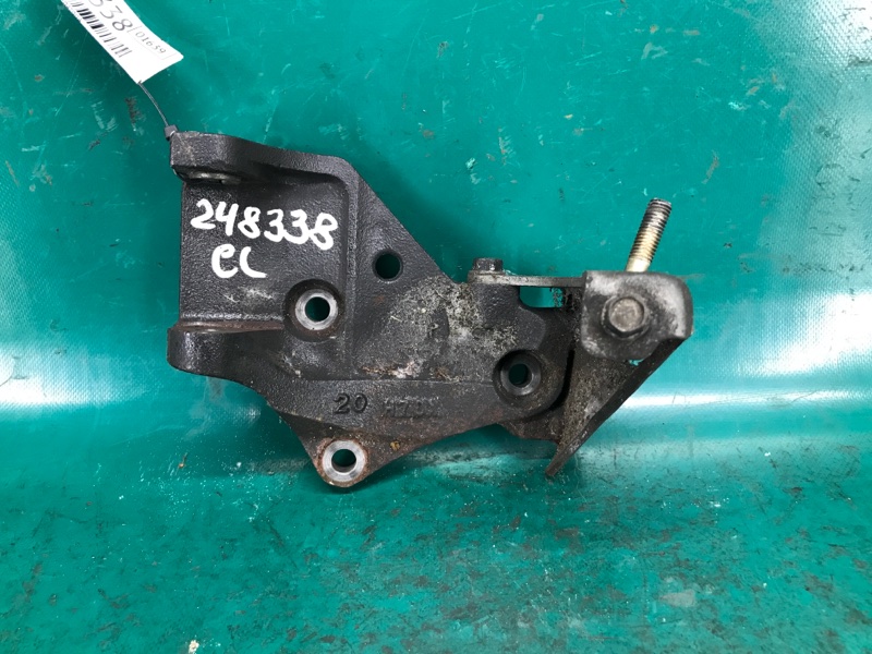 Кронштейн генератора ACURA CL 97-03 1998 COUPE 2.3 F23A1 31112-PAA-A00 Б/У