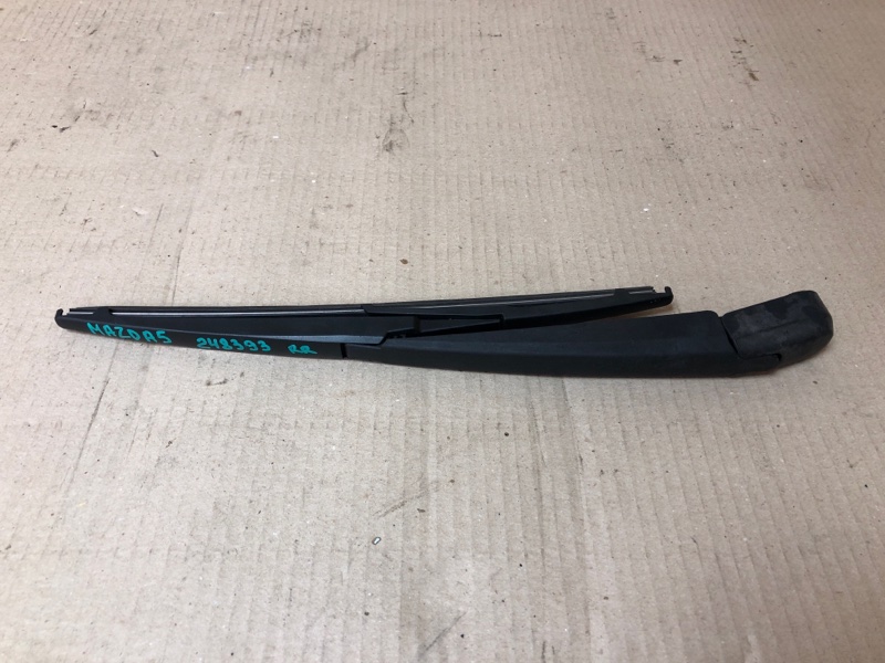 Поводок стеклоочистителя задний MAZDA 5 CR 05-10 C235-67-421A Б/У