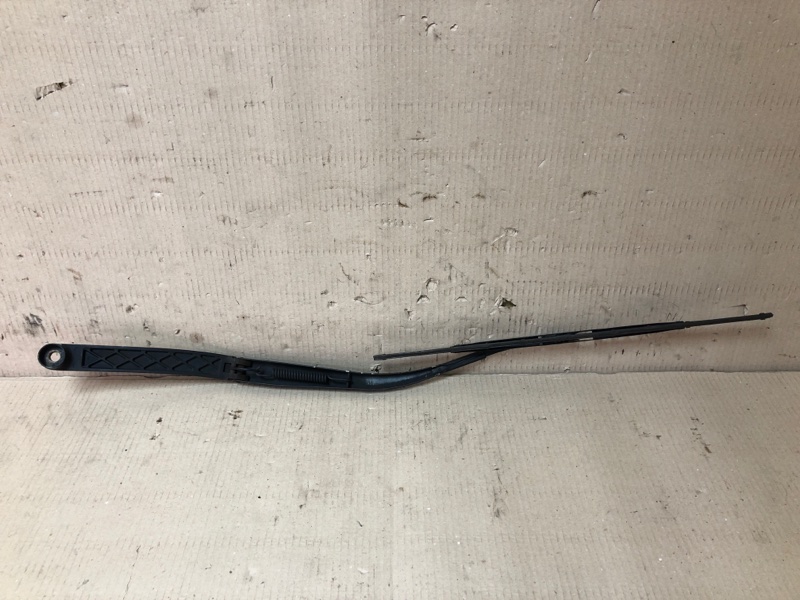 Поводок стеклоочистителя передний правый SONATA NF 04-10 2008 G4KC 2.4 Поводок стеклоочистителя передний правый SONATA NF 04-10 2008 G4KC 2.4