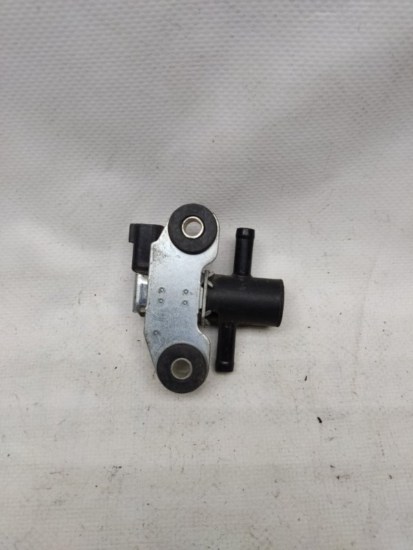 Клапан электромагнитный (вакуумный) ALTIMA L32 07-12 Клапан электромагнитный (вакуумный) ALTIMA L32 07-12