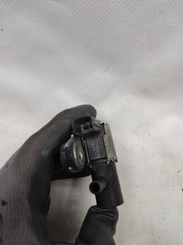 Клапан электромагнитный (вакуумный) NISSAN ALTIMA L32 07-12 Клапан электромагнитный (вакуумный) NISSAN ALTIMA L32 07-12