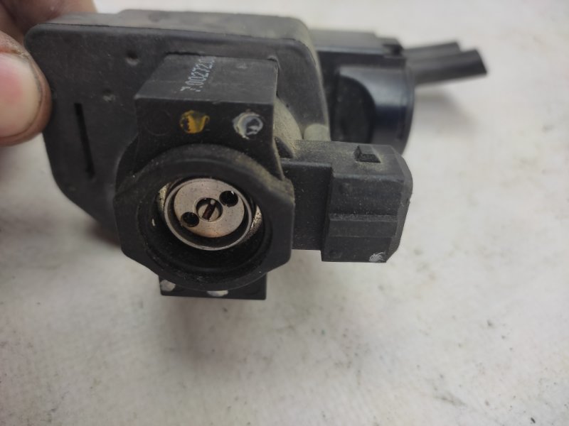 Клапан электромагнитный (вакуумный) HYUNDAI I30 GD 12-17 Клапан электромагнитный (вакуумный) HYUNDAI I30 GD 12-17