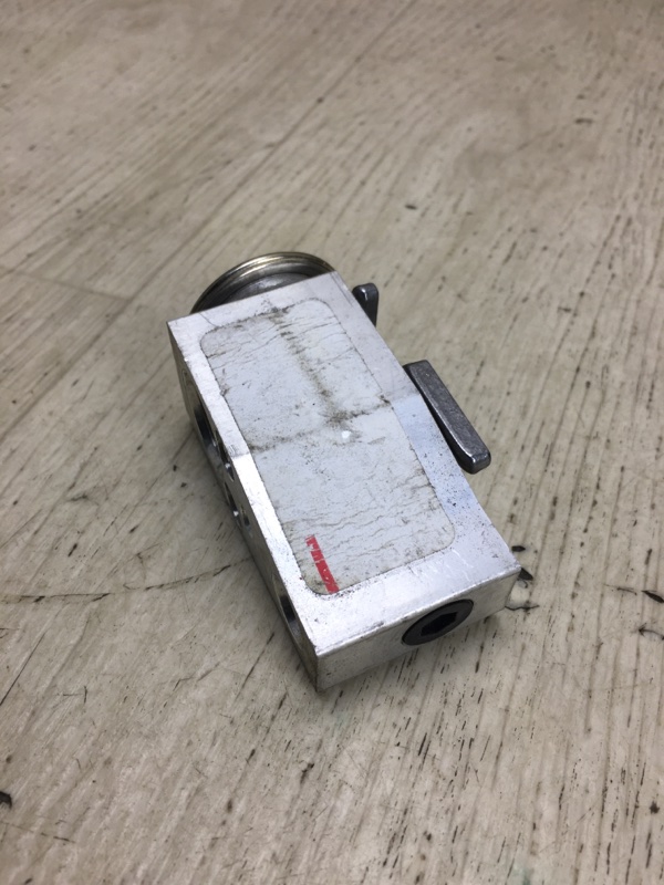 Клапан кондиционера SENTRA B17 12-21 2017 B17 1.8 MRA8DE