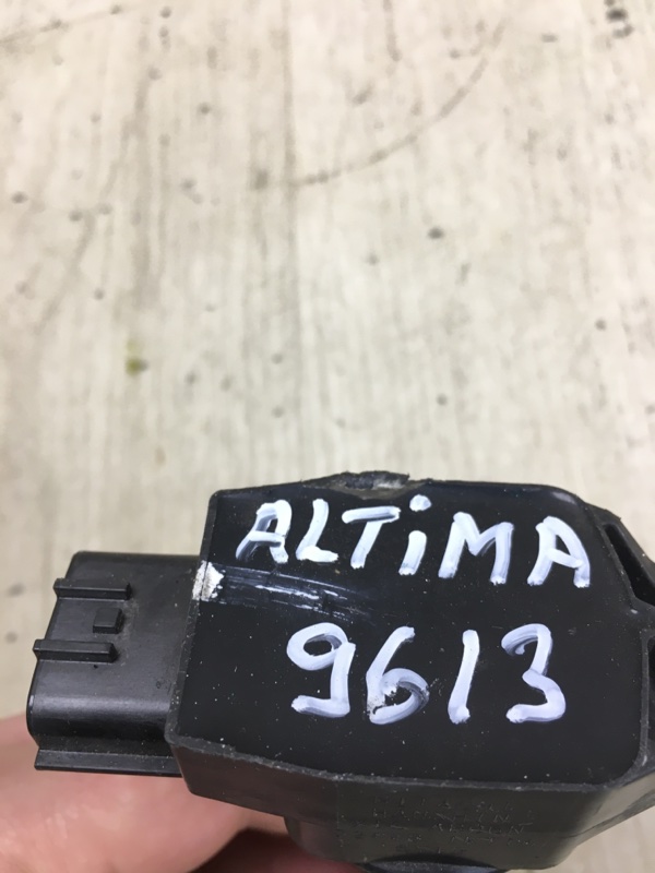Катушка зажигания ALTIMA L33 12-18 2015 L33 2.5 QR25DE