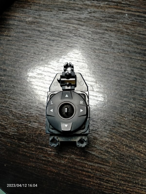 Блок управления зеркалами HYUNDAI SANTA FE (DM) 12-18 2014 Внедорожник 2.4 93573-2W000 Б/У