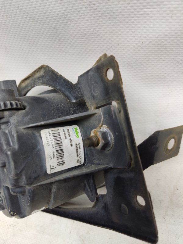 Противотуманная фара передняя правая TEANA J32 08-14