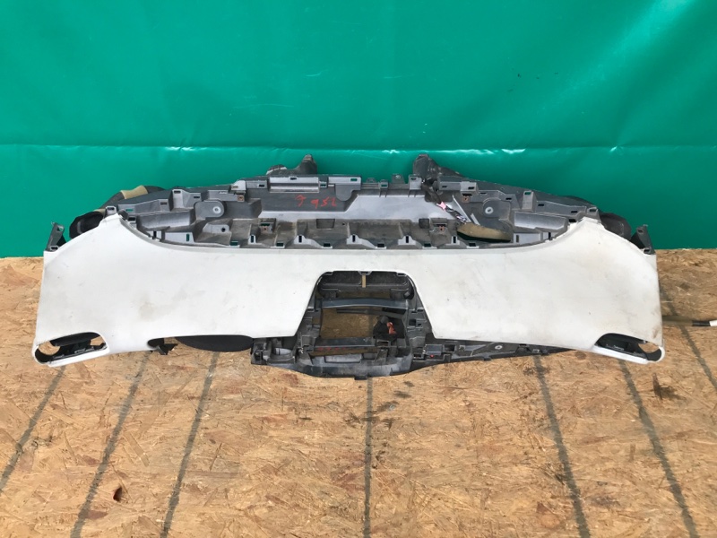 Торпедо TOYOTA PRIUS 16- Хэтчбек 1.8 2ZRFXE Торпедо TOYOTA PRIUS 16- Хэтчбек 1.8 2ZRFXE