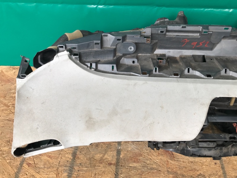 Торпедо PRIUS 16- 2016 Хэтчбек 1.8 2ZRFXE Торпедо PRIUS 16- 2016 Хэтчбек 1.8 2ZRFXE