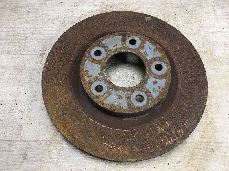 Запчасть тормозной диск передний JEEP COMPASS 06-16 2014 MK49 2.0 ECN 5105514AA Б/У Тормозной диск передний JEEP COMPASS 06-16 2014 MK49 2.0 ECN 5105514AA Б/У