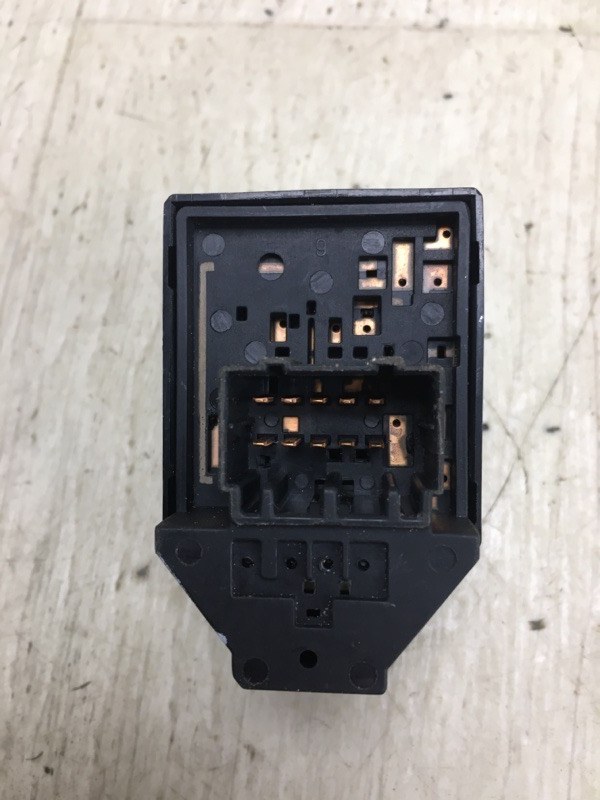 Блок управления зеркалами ELANTRA HD 06-11 2009 HD 2.0 G4GC