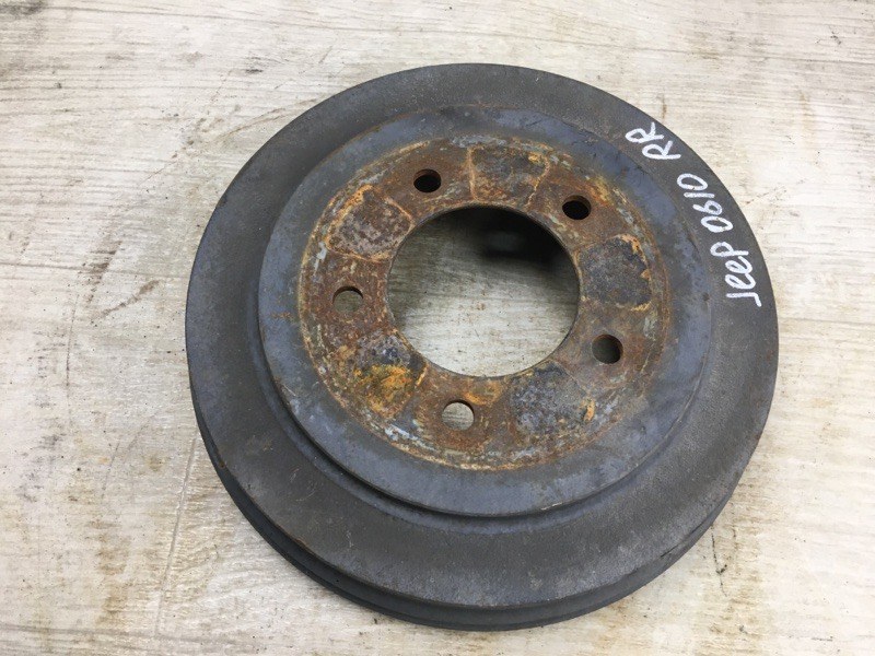 Запчасть тормозной барабан JEEP PATRIOT 10-17 2014 MK74 2.0 ECN 5105617AB Б/У Тормозной барабан JEEP PATRIOT 10-17 2014 MK74 2.0 ECN 5105617AB Б/У