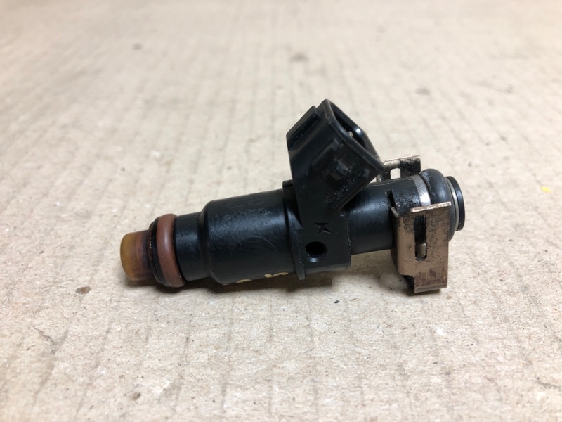 Форсунка топливная HONDA CIVIC ES 00-05 Седан 1.3