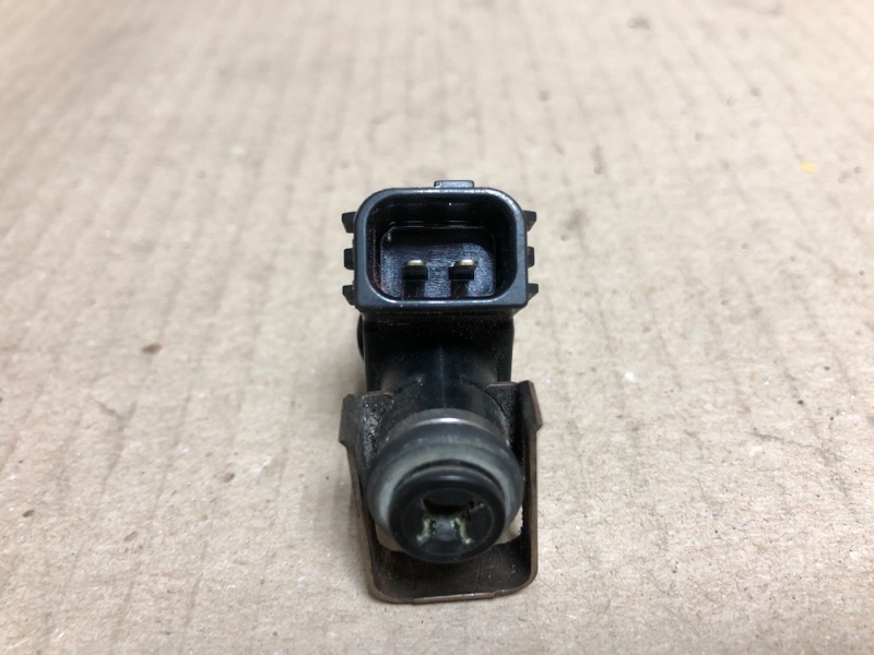 Форсунка топливная CIVIC ES 00-05 2003 Седан 1.3