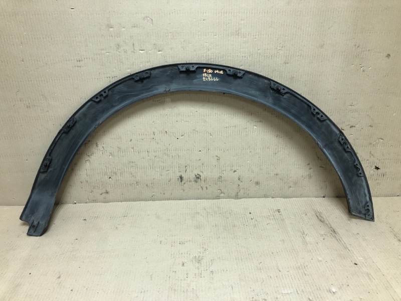 Накладка крыла (расширитель арки) передняя левая F-150 2004–08