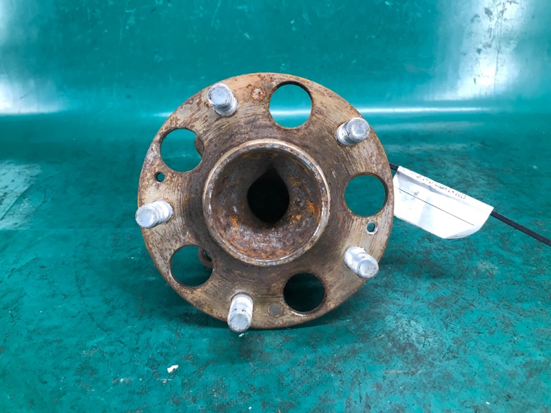 Ступица задняя левая ACURA TLX 14-17 Седан 2.4 Ступица задняя левая ACURA TLX 14-17 Седан 2.4