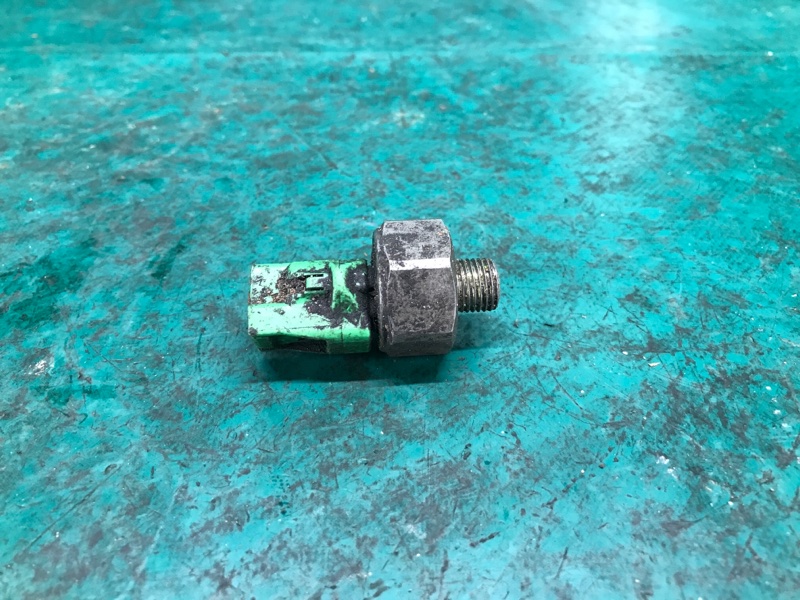 Датчик детонации ES300 ES330 01-06