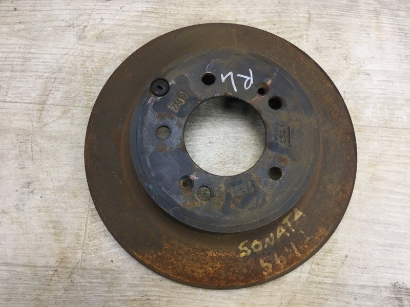 Запчасть тормозной диск задний HYUNDAI SONATA LF 2014- 2014 LF 2.4 G4KJ 58411-3Q000 Б/У Тормозной диск задний HYUNDAI SONATA LF 2014- 2014 LF 2.4 G4KJ 58411-3Q000 Б/У