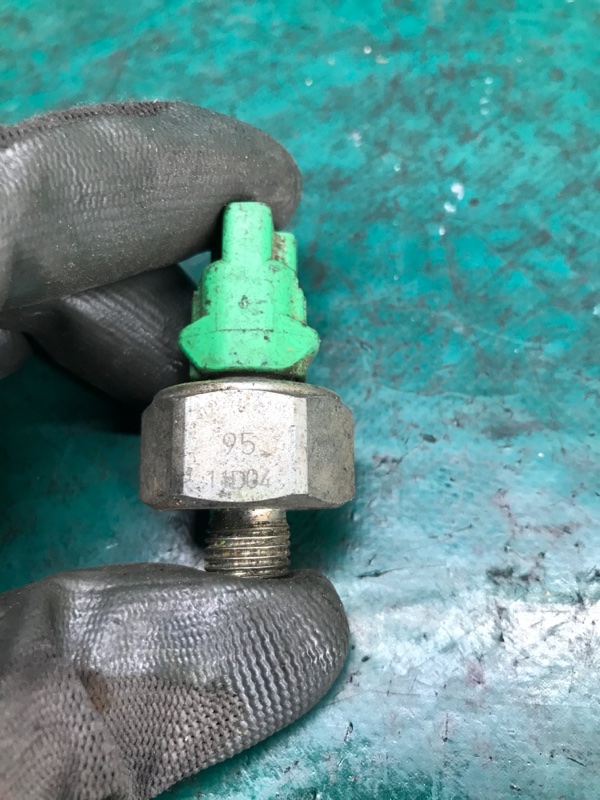 Датчик детонации ES300 ES330 01-06