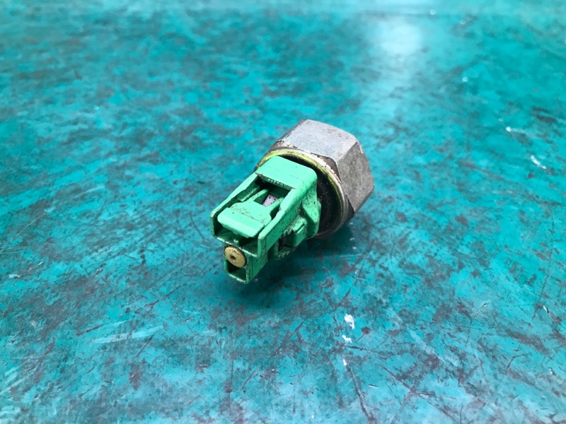 Датчик детонации LEXUS ES300 ES330 01-06