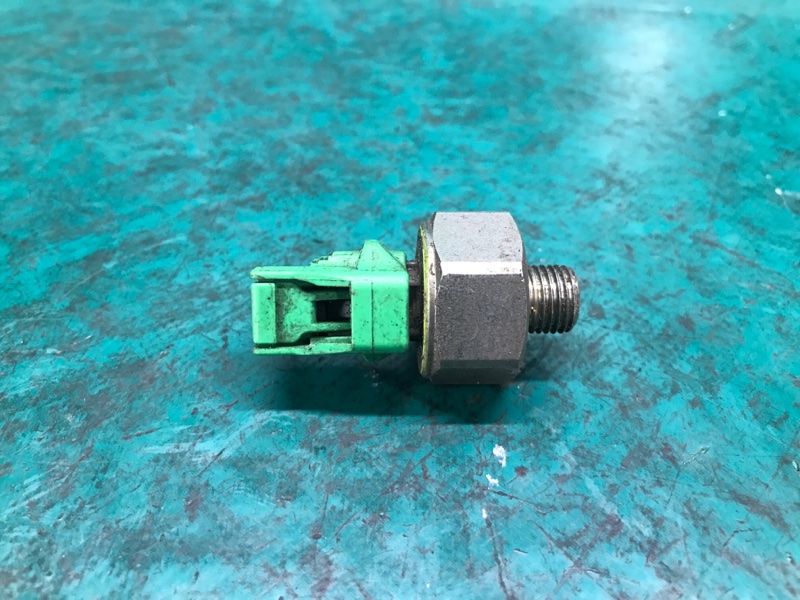 Датчик детонации ES300 ES330 01-06