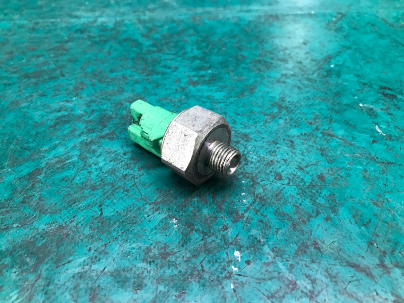 Датчик детонации LEXUS ES300 ES330 01-06 89615-12090 Б/У