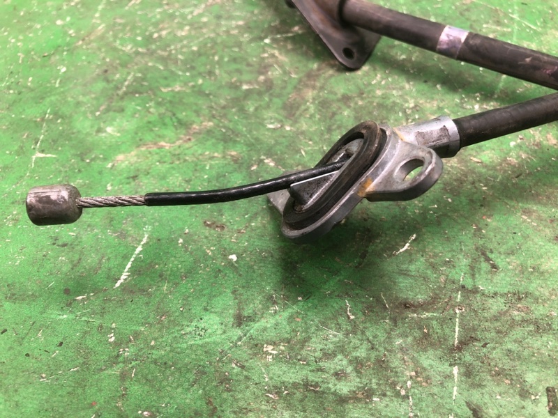 Трос стояночного тормоза правый SONATA LF 2014- 2014 LF 2.4 G4KJ Трос стояночного тормоза правый SONATA LF 2014- 2014 LF 2.4 G4KJ