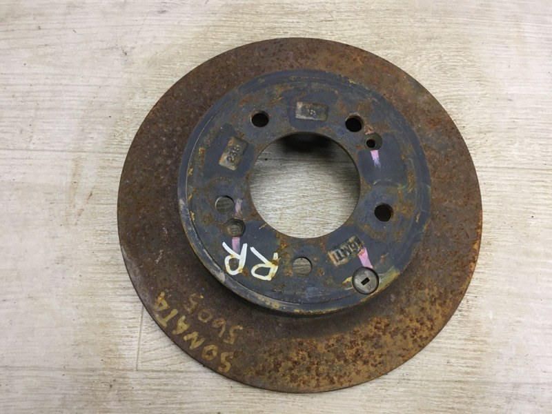 Запчасть тормозной диск задний HYUNDAI SONATA LF 2014- 2015 LF 2.4 G4KJ 58411-3Q000 Б/У Тормозной диск задний HYUNDAI SONATA LF 2014- 2015 LF 2.4 G4KJ 58411-3Q000 Б/У