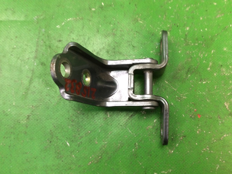 Петля двери нижняя задняя левая HYUNDAI SONATA LF 2014- LF 2.4 G4KJ