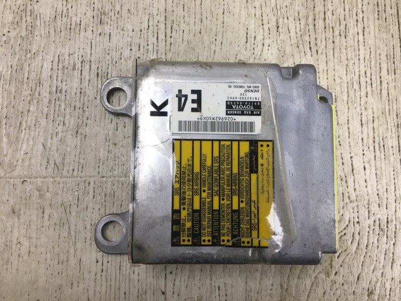 Блок управления AIRBAG TOYOTA CAMRY 30 02-06
