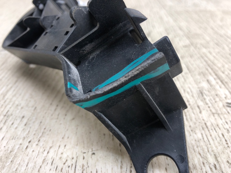 Кронштейн заднего бампера левый ACCORD CU8 / TSX 08-14 2012 CU2 2.4 K24Z3