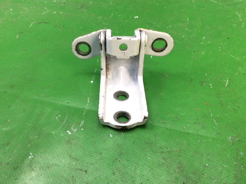 Петля двери нижняя задняя правая SORENTO XM 09-14 2012 XM 2.4 G4KJ