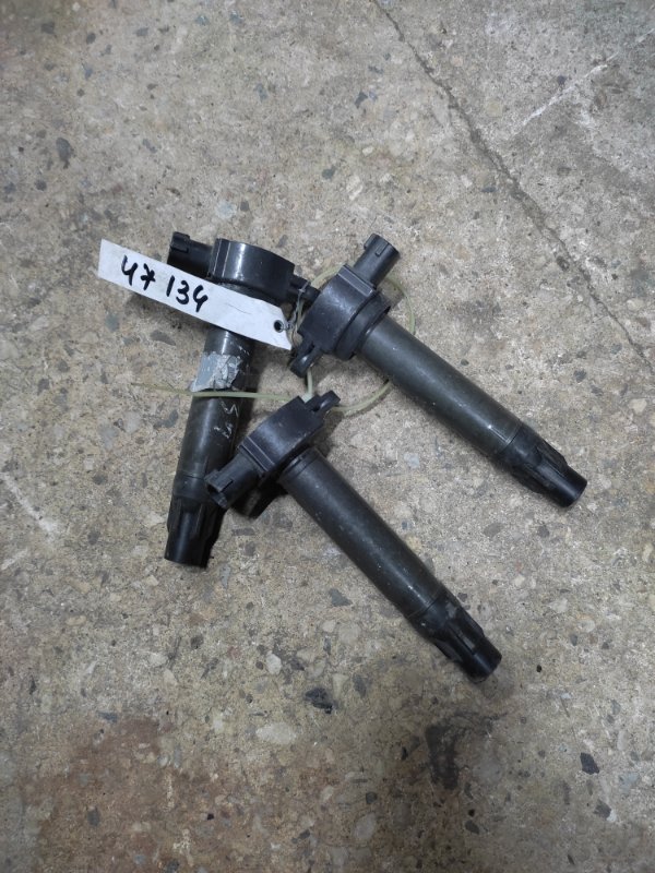 Запчасть катушка зажигания MITSUBISHI LANCER X 10 07-15 1832A016 Б/У Катушка зажигания MITSUBISHI LANCER X 10 07-15 1832A016 Б/У