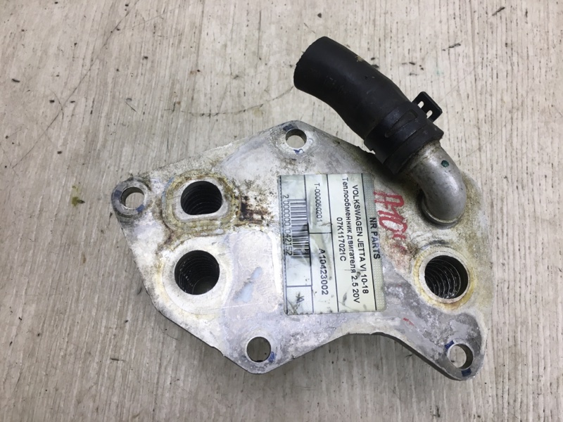 Теплообменник двигателя VOLKSWAGEN JETTA USA 10-17 162 2.5 CBUA