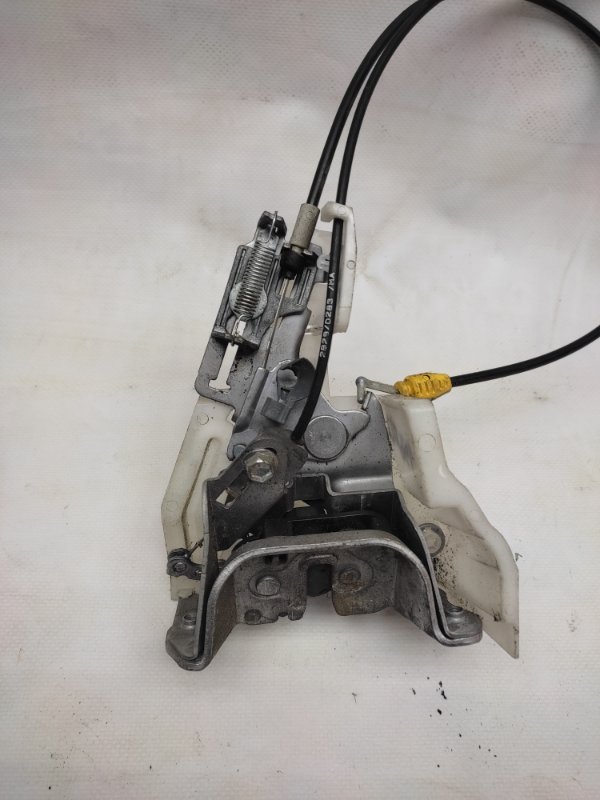 Замок двери боковой задний правый SIENNA 11-16 2012 GSL30 3.5 2GR-FE Замок двери боковой задний правый SIENNA 11-16 2012 GSL30 3.5 2GR-FE